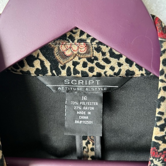 Script attitude & style faux velvet button closure blazer A7-40 - Picture 7 of 14